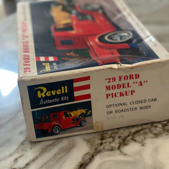 Revell “Authentic Kits” 1:25 scale 1929 Ford Model A Pickup Vintage - Picture 6 of 8